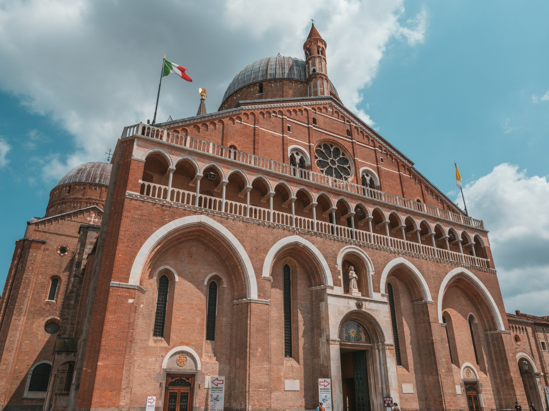 Padova e la Cappella degli Scrovegni Padova e la Cappella degli Scrovegni
