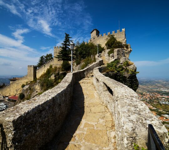 San Marino e Rimini con pranzo a base di pesce